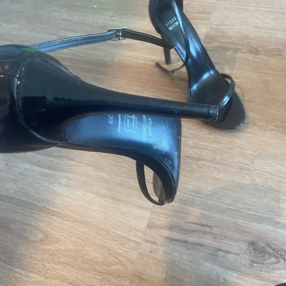 Stuart Weitzman - Picture 6 of 8